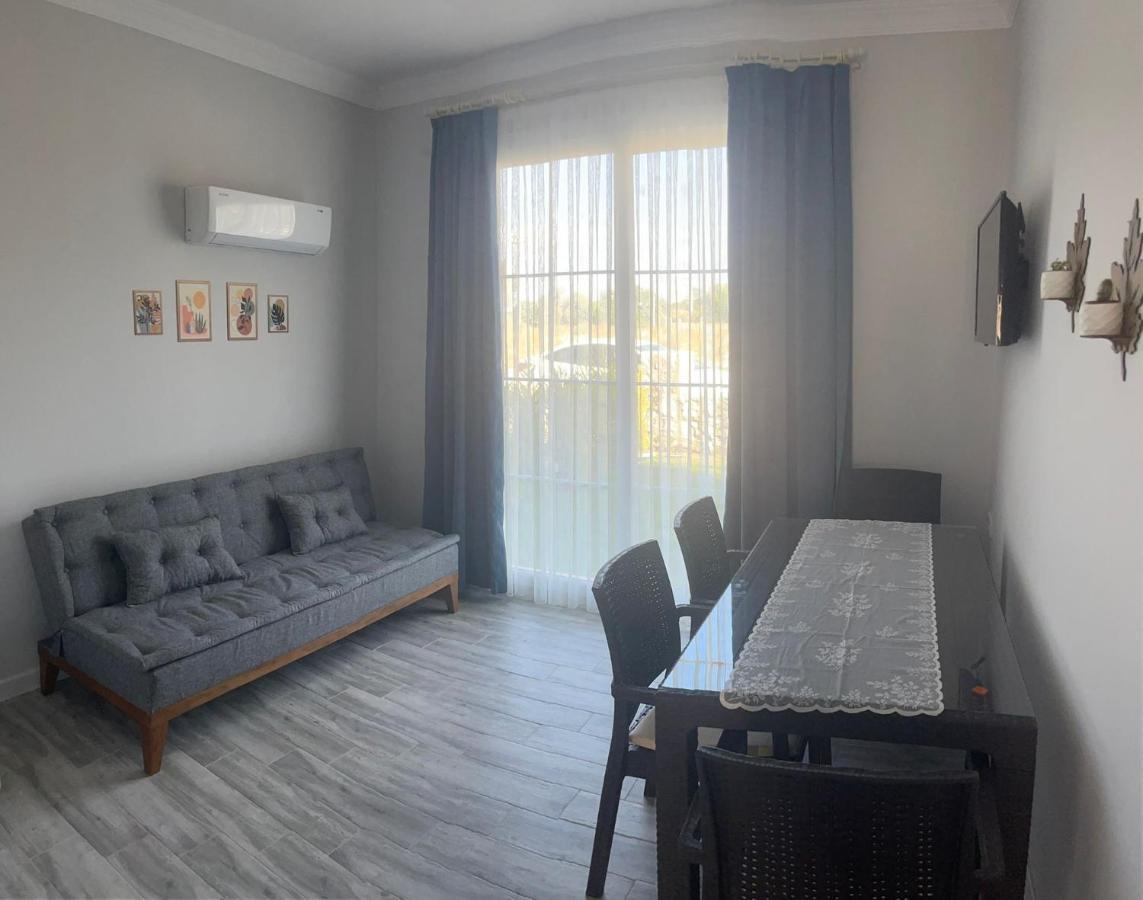 Merlin Apart Otel Karaburun  Eksteriør billede