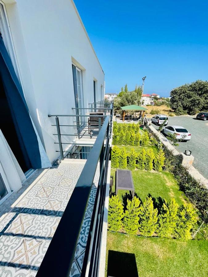 Merlin Apart Otel Karaburun  Eksteriør billede