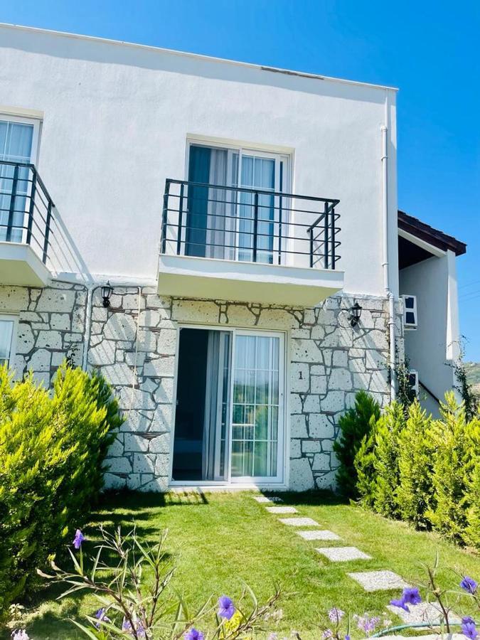 Merlin Apart Otel Karaburun  Eksteriør billede